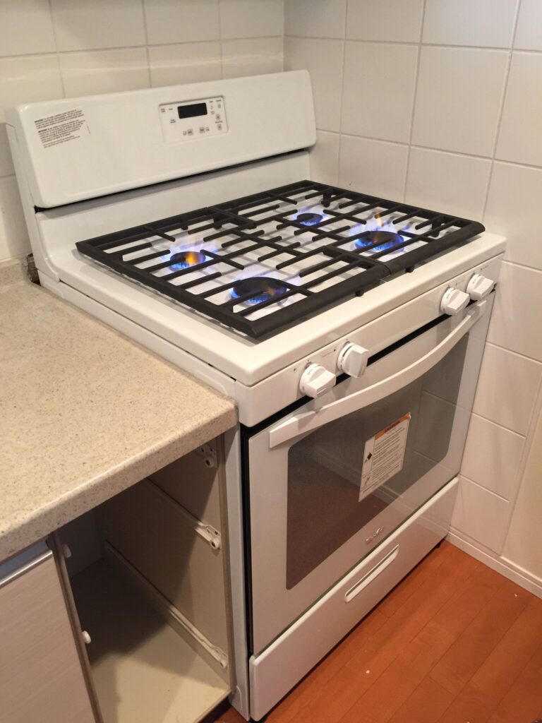 ワールプールフリースタンディングガスレンジ