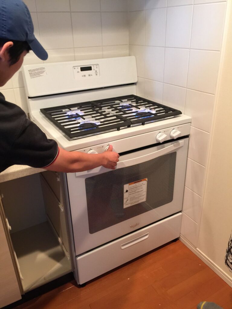 ワールプールフリースタンディングガスレンジ